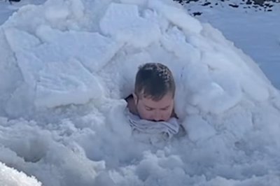 Swiss-man-buried-in-snow-for-two-hours-to-break-world-record