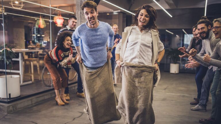 skynews-sack-race-world-record_7002377